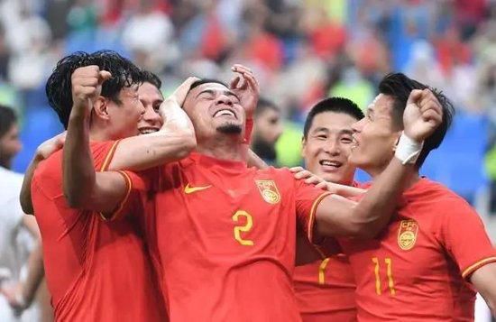国产又粗又黄又爽又硬的免费视频