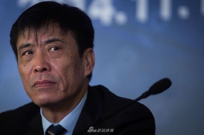 偷拍尿尿