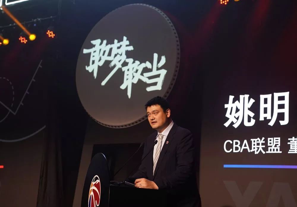 别墅里的她睡